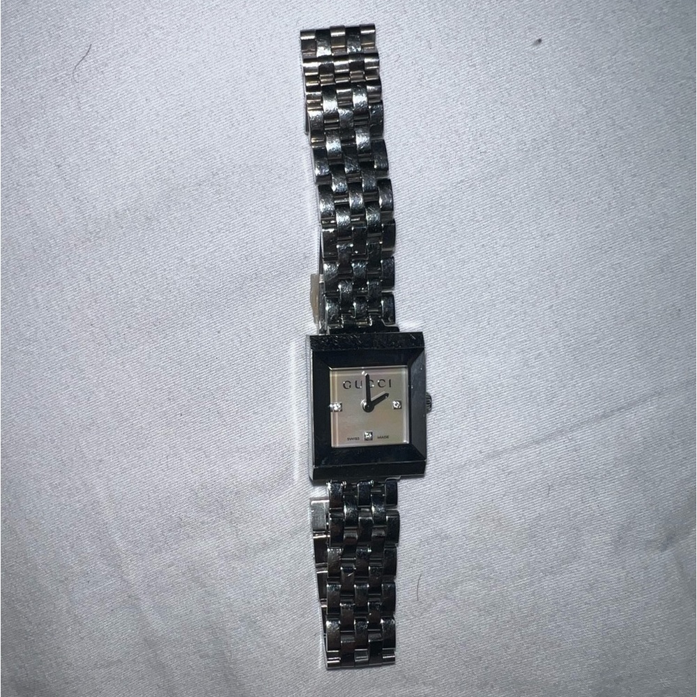 G frame Gucci watch - Picture 6 of 7